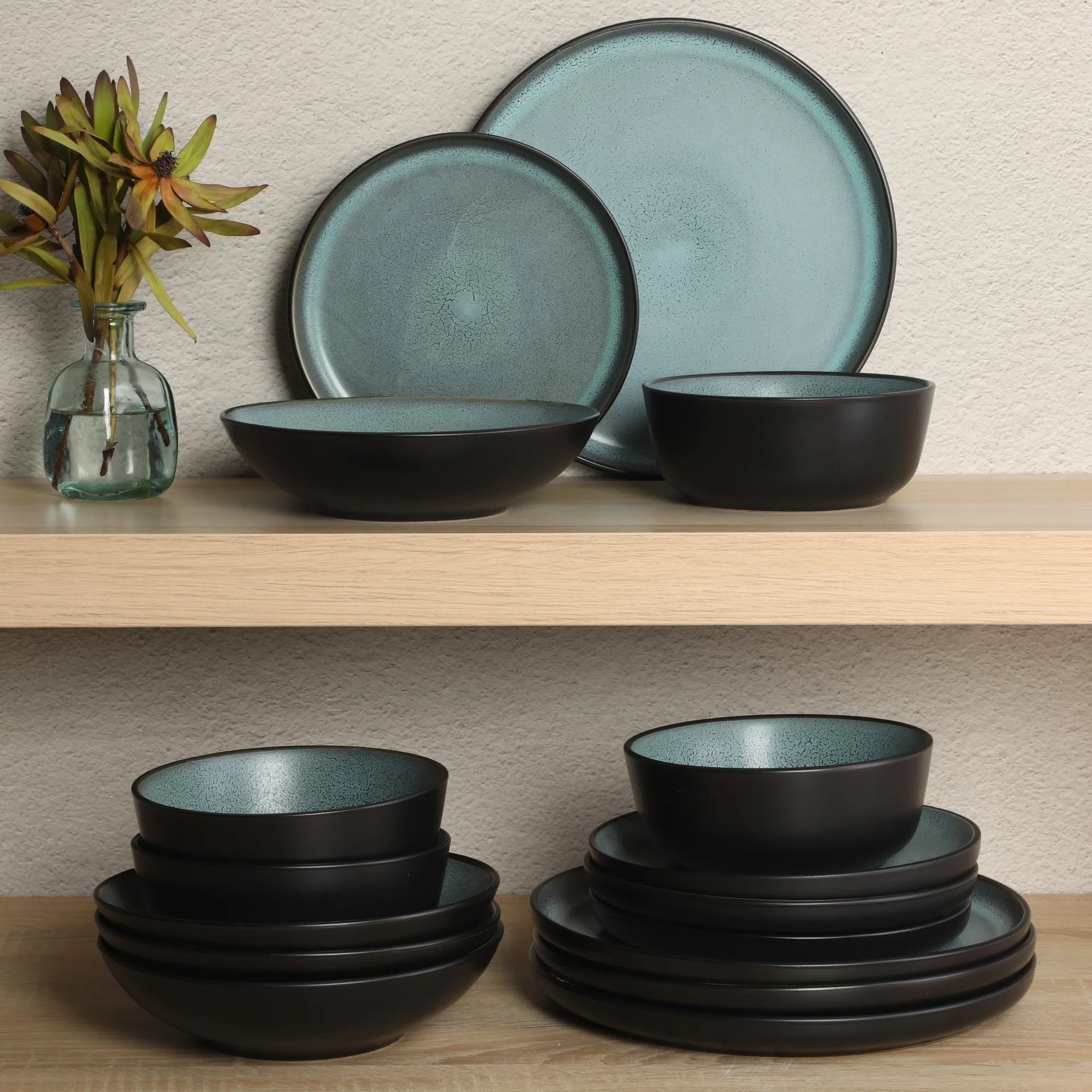 Gibson Elite Tribeca Loft 16-Piece Dinnerware Set - Service for 4 - Matte Blue