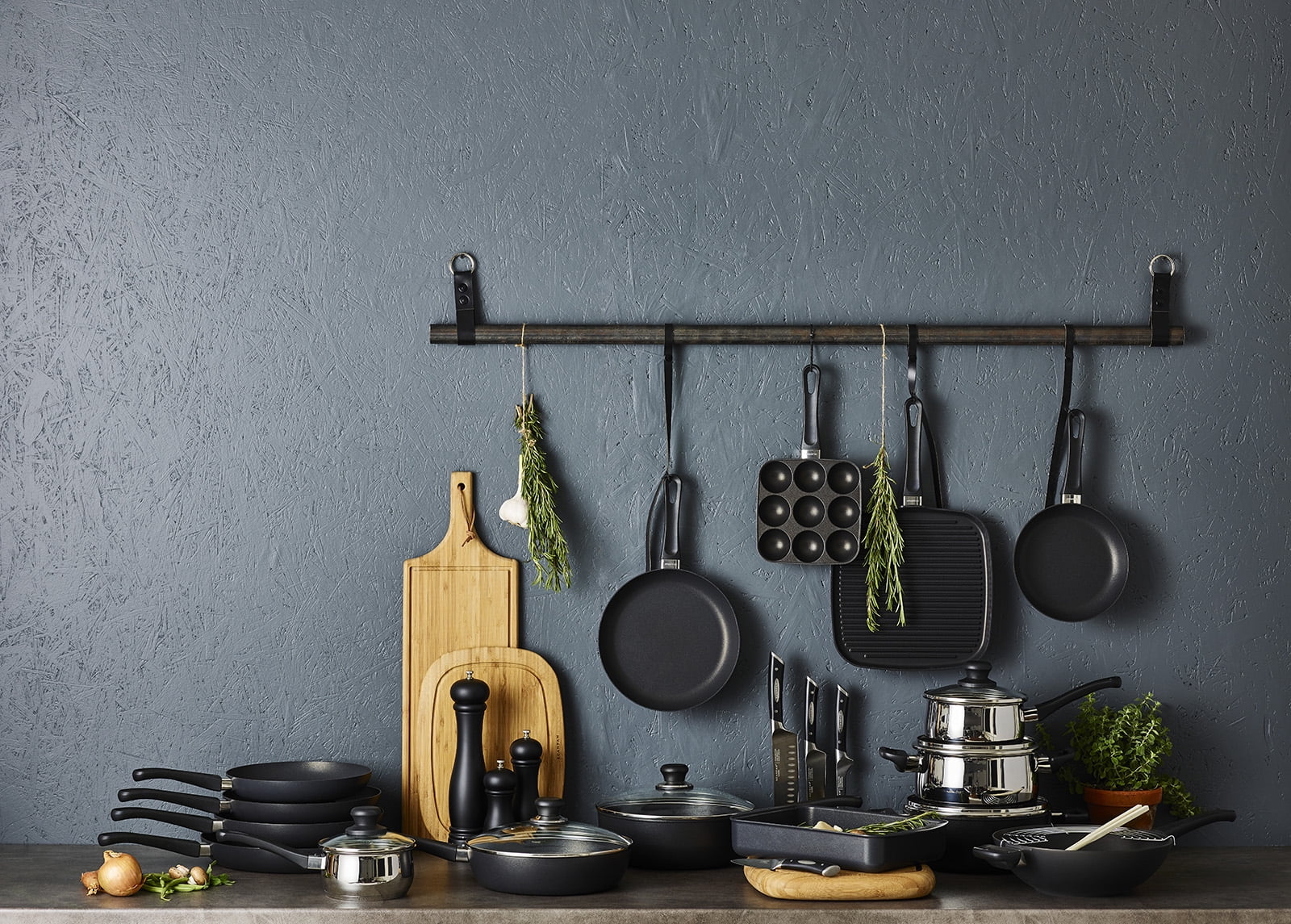 Scanpan Classic 5-Piece Cookware Set, Black