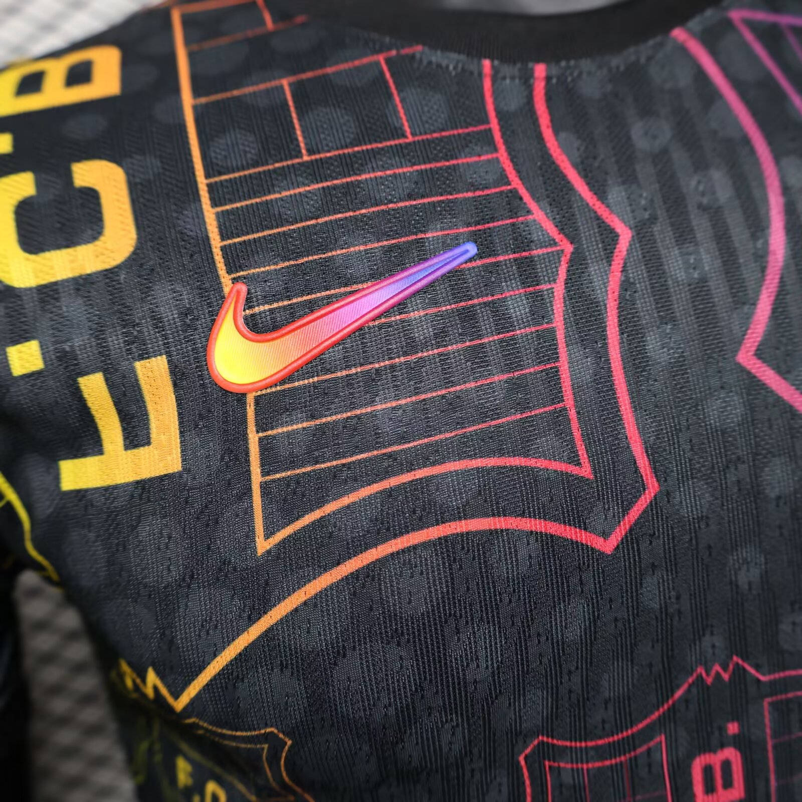 2025/2026 Player Version Barcelona Special Edition Black Football Shirt 1:1 Thai Quality