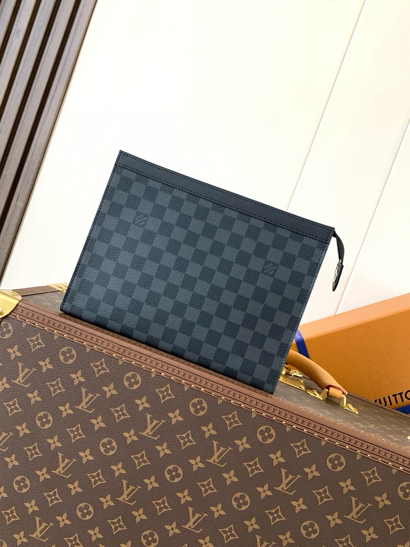 Latest Style ＜LV＞Zipper Bag