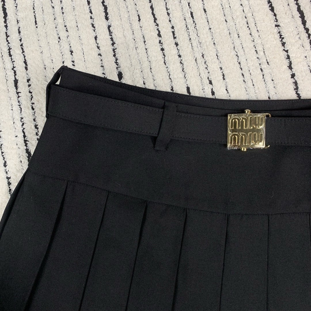 Early Spring New Side Zipper Letter Belt Pleated Skirt