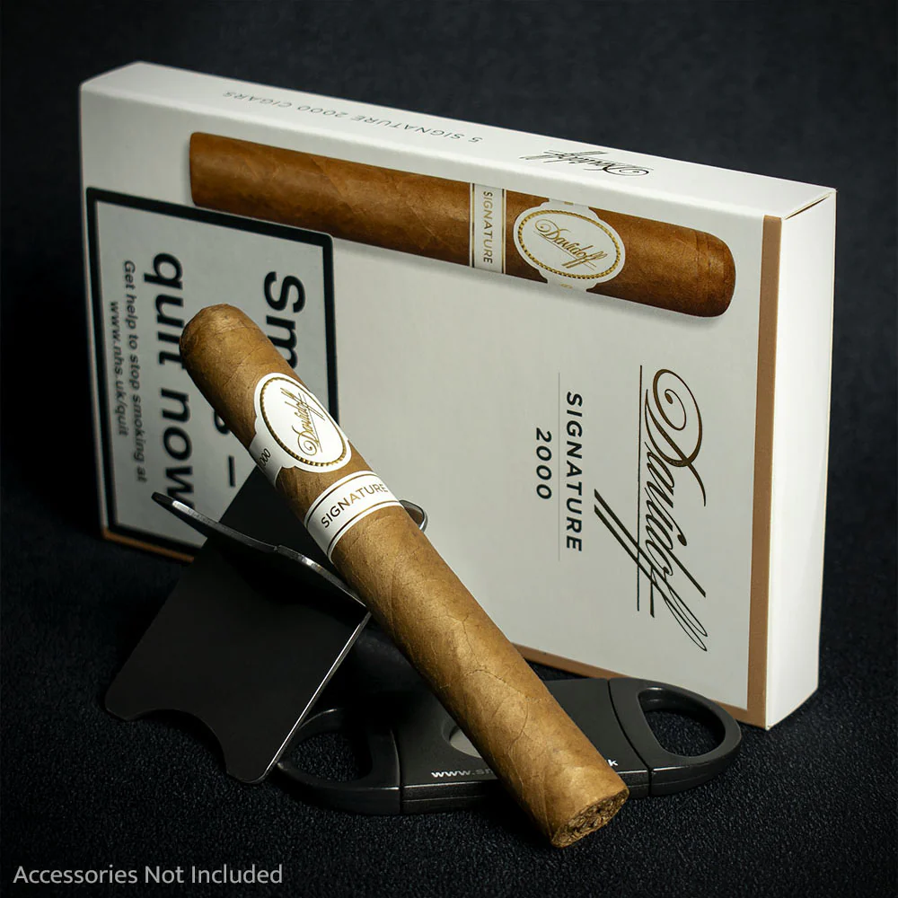 Davidoff Signature 2000 Cigar - Single