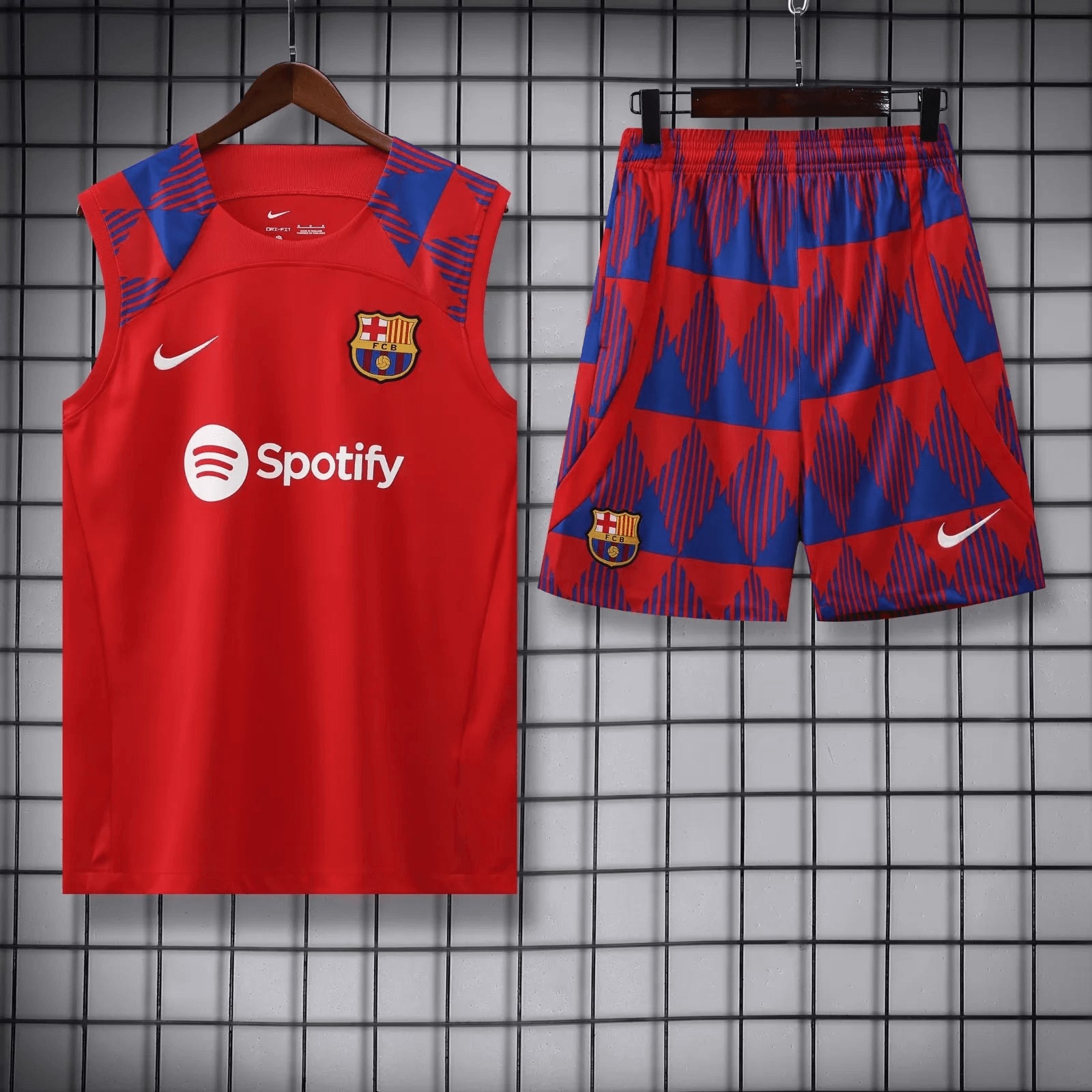 2023/2024 Barcelona pre-match training Red Jersey+Shorts 1:1 Thai Quality