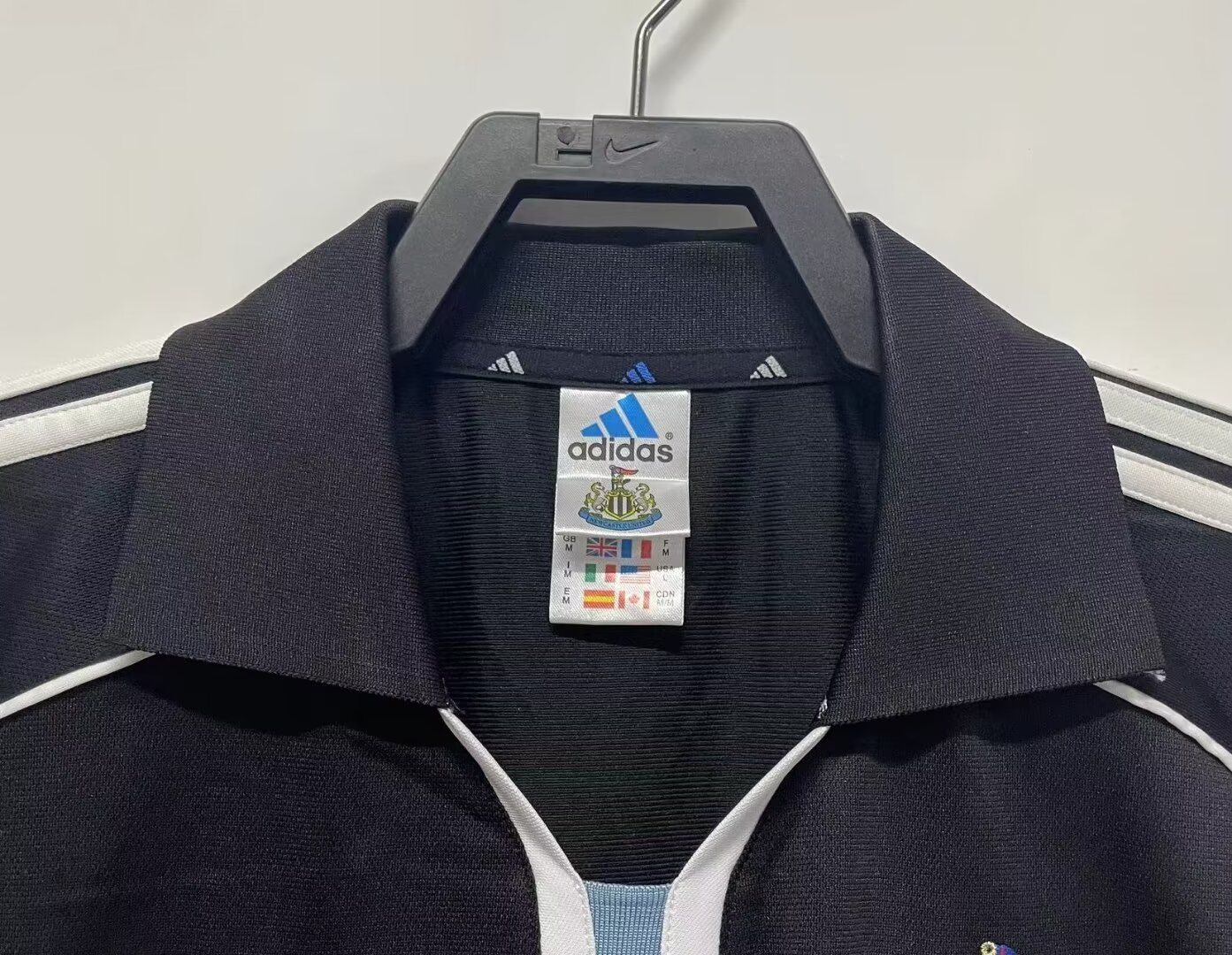 2000/01 Newcastle United Away Retro Shirt