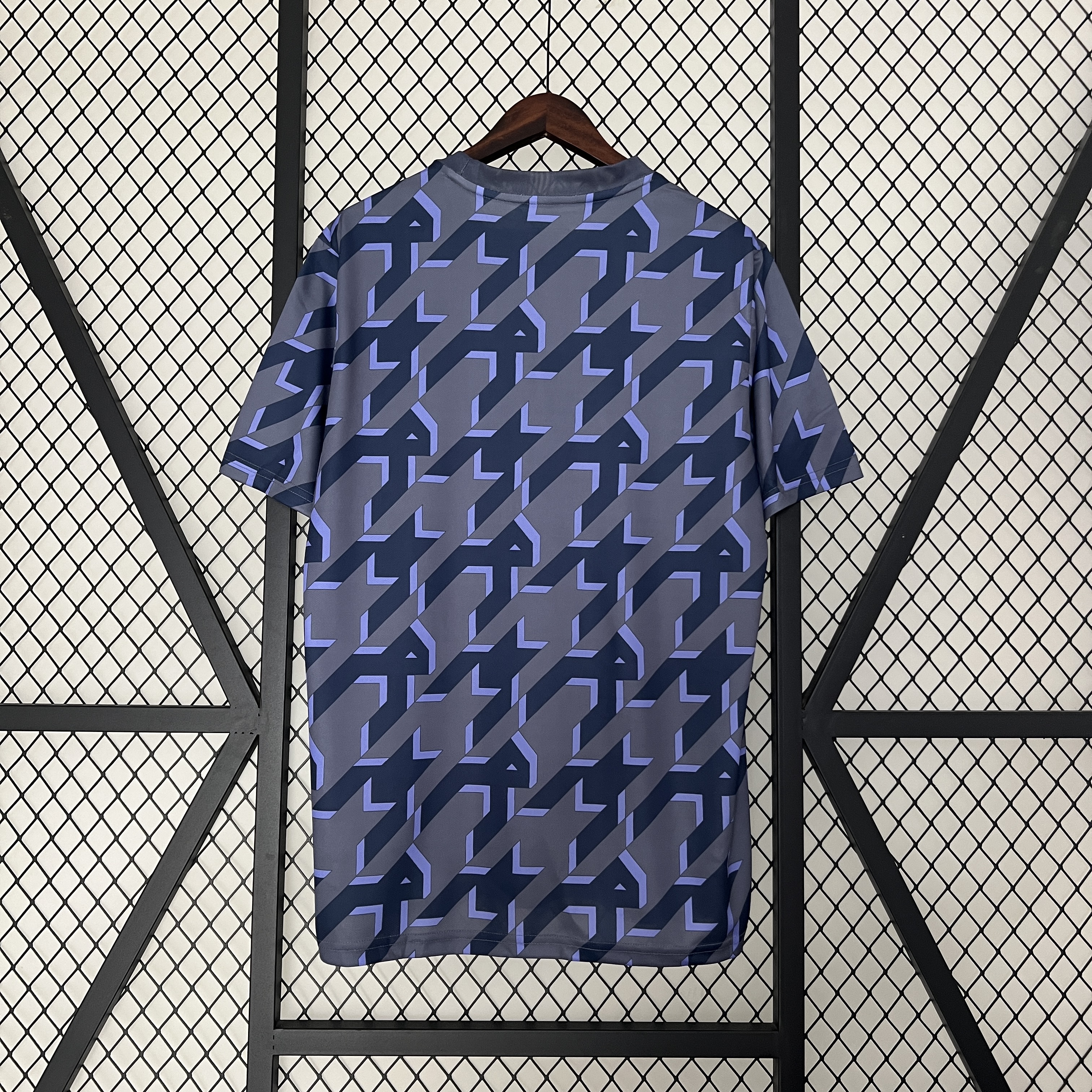 2023/24 Real Madrid Gray Training Wear Football Shirt - Fans Edition