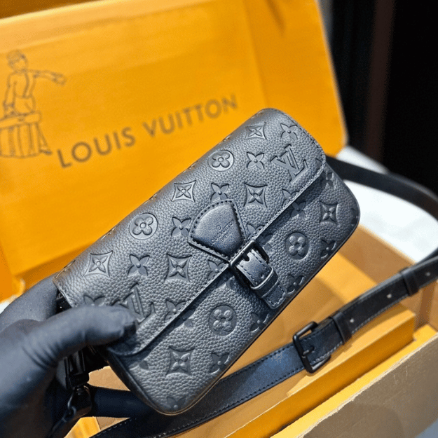 Louis Vuitton S-Cape Messenger Monogram Empreinte Black 9 Inches