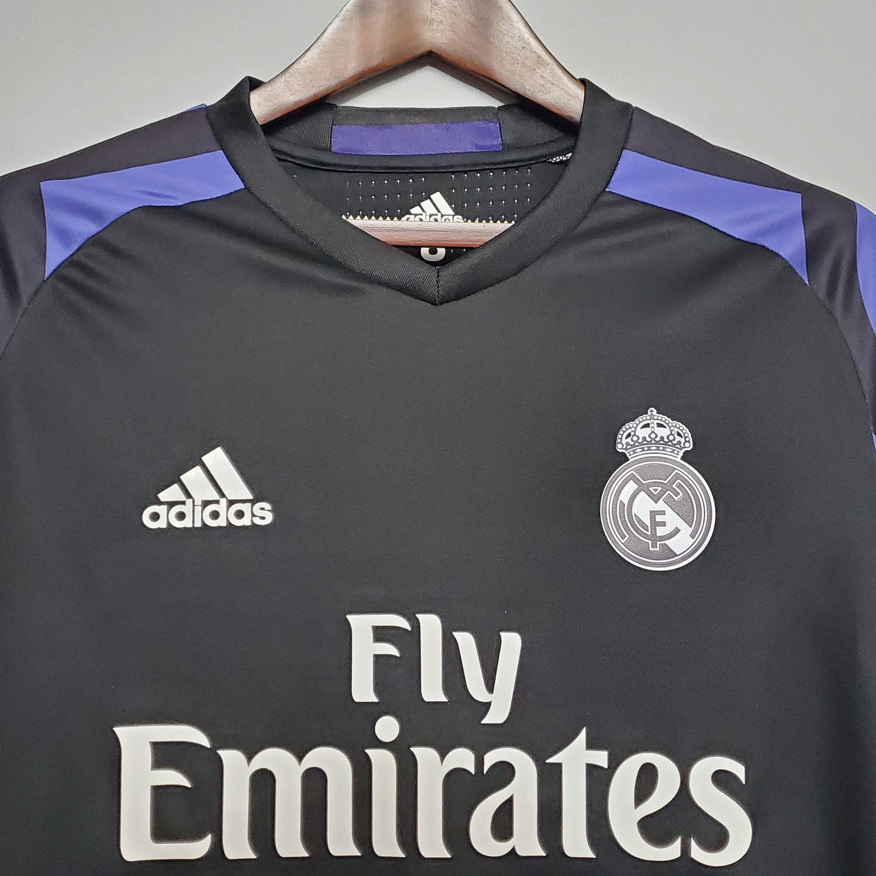 2016/2017 Retro Long Sleeve Real Madrid Third Away - Fans Edition