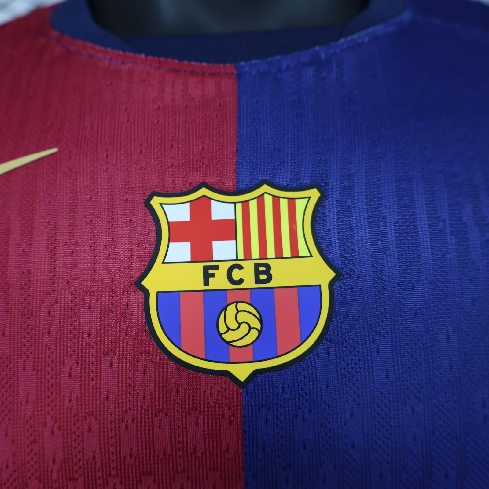 2024/2025 Long Sleeve Player Version Barcelona Cool Play Football Shirt 1:1 Thai Quality