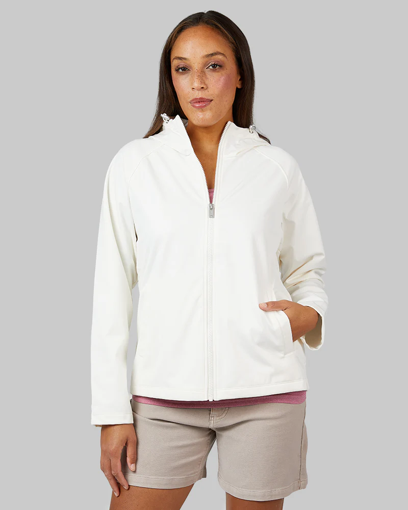 WOMEN’S SOFTSHELL HOODED JACKET