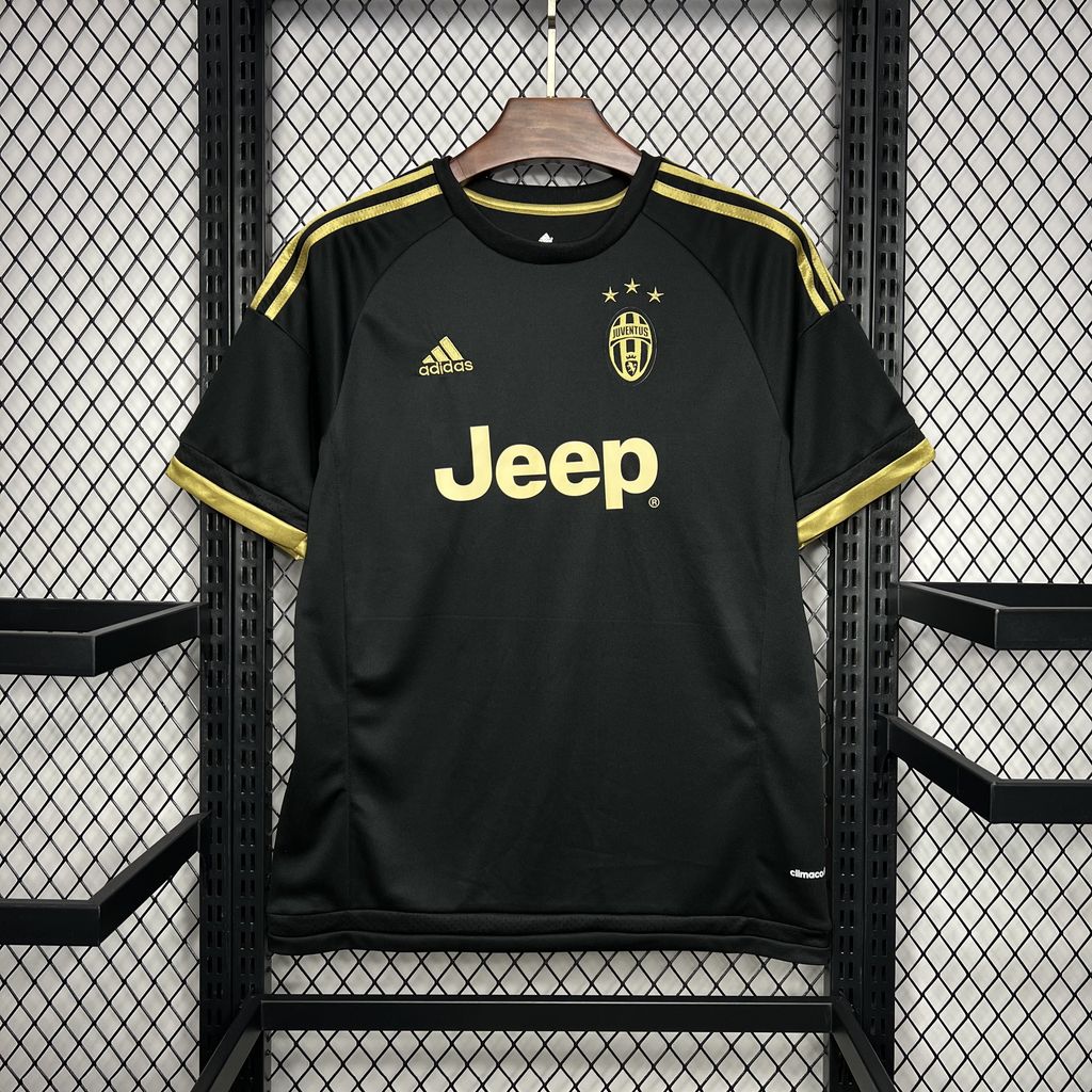 Retro Juventus 2015-16 Thrid Jersey