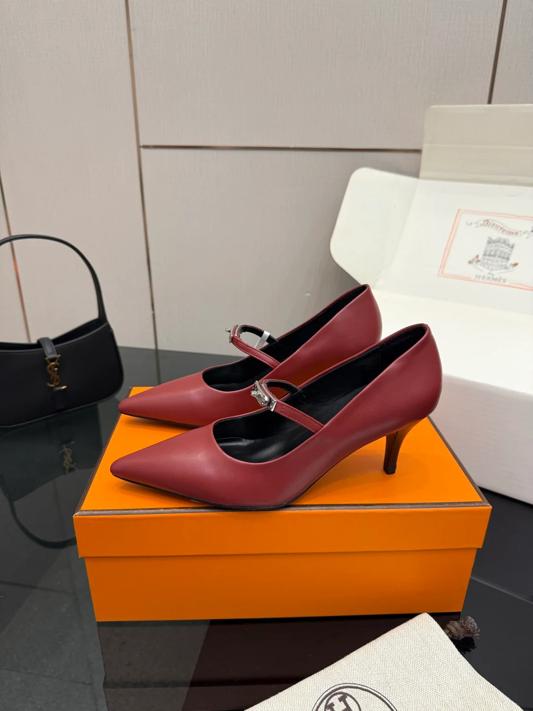 Classic Kelly buckle high heels