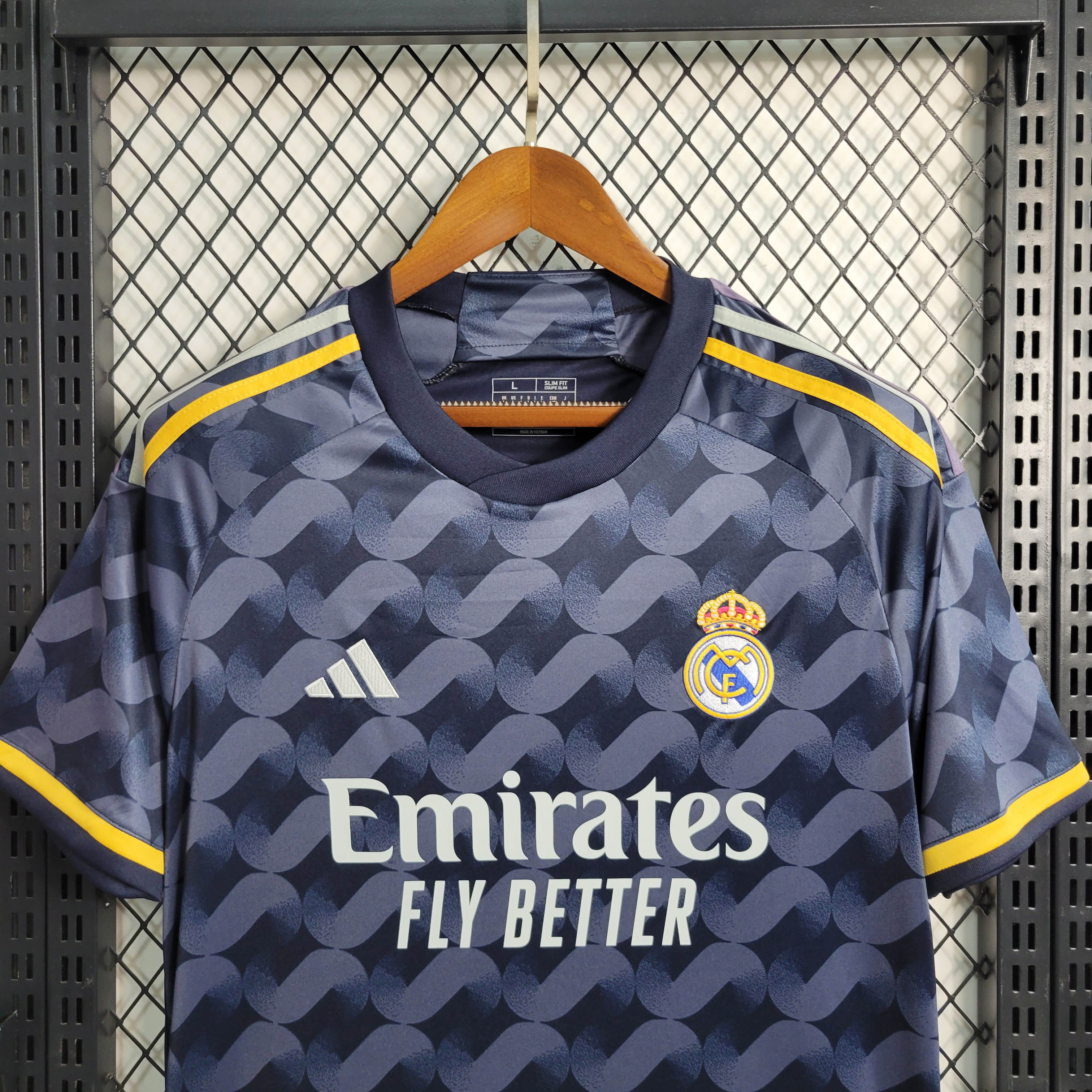 2023/24 Real Madrid Away Jersey 1:1 Thai Quality - Fans Edition