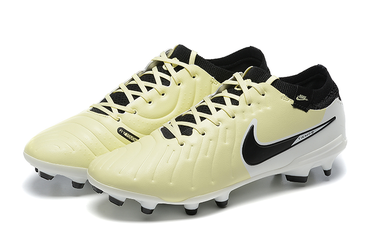 Tiempo Legend 10 Elite FG Football Shoes