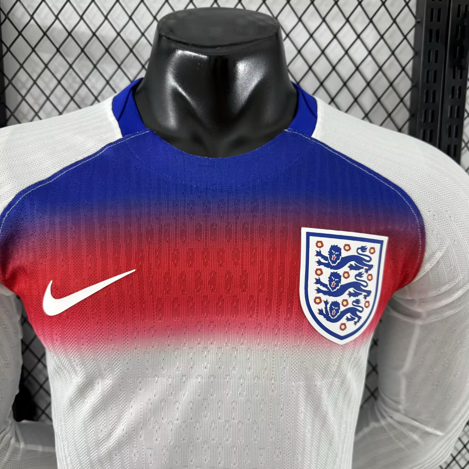 25-26 England Home Shirt - Long Sleeve - Player Edition