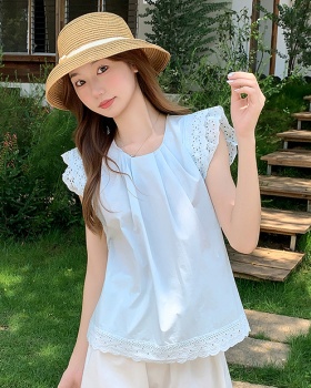 Shirts & Tops