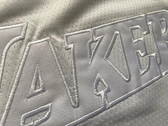 Los Angeles Lakers Bryant White 24 MN