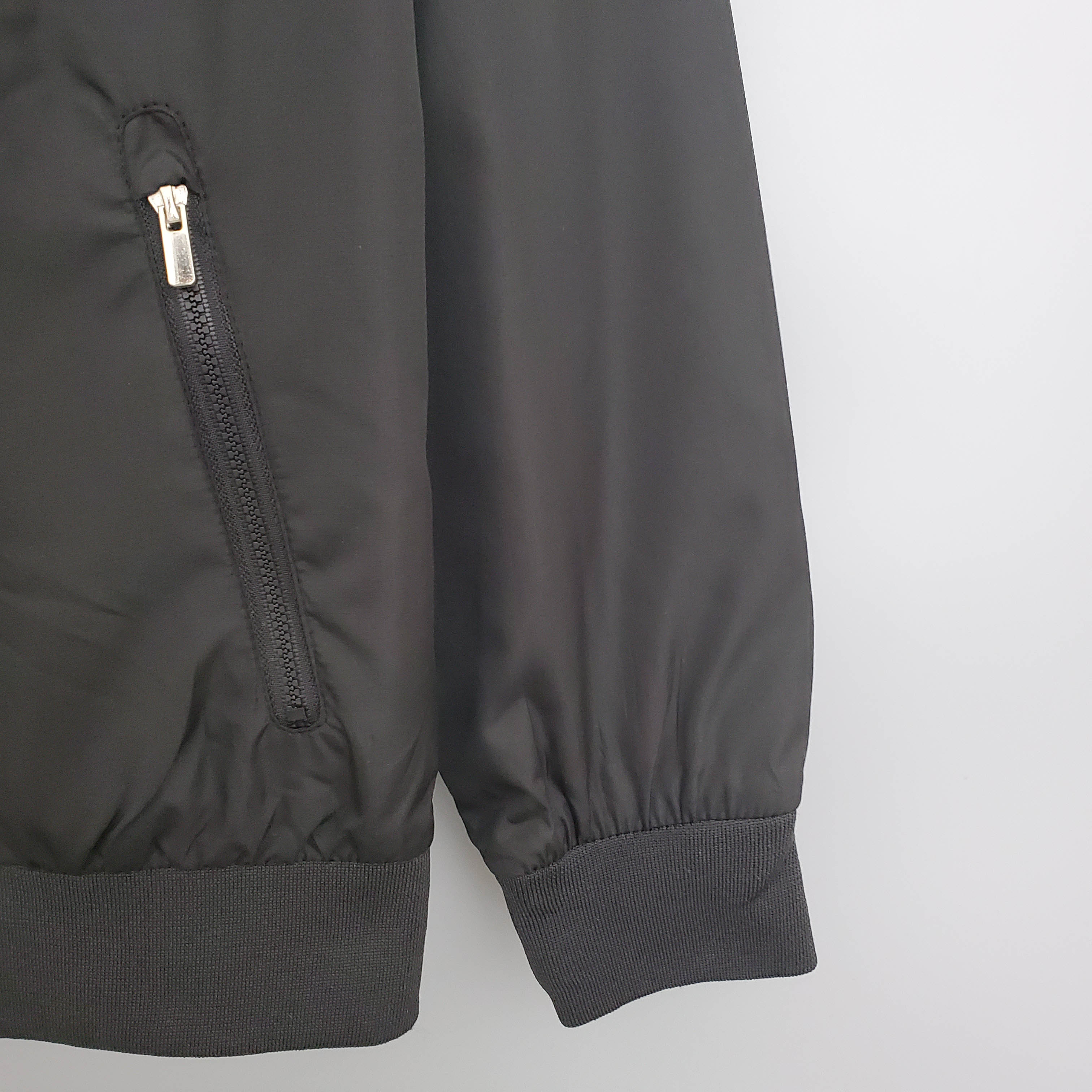 2021/2022 Tottenham Jersey Windbreaker Purple Black - Fans Edition