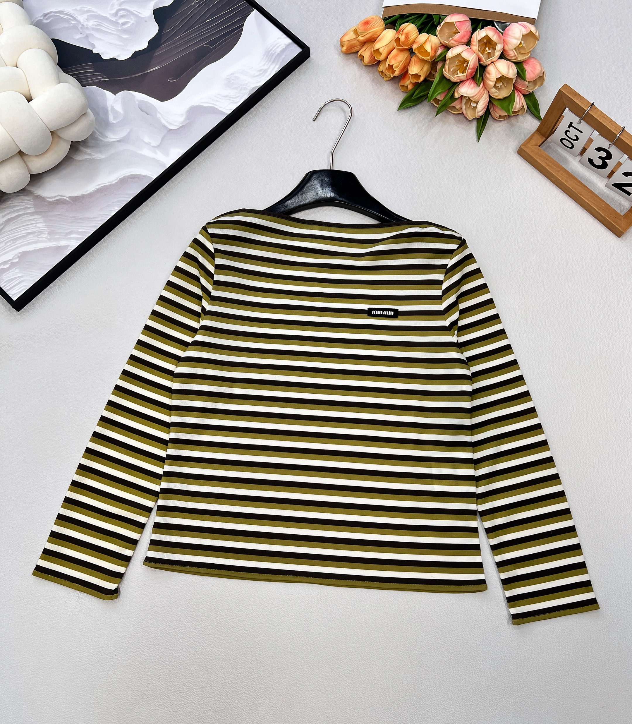 Striped off-the-shoulder long-sleeved T-shirt and skirt set