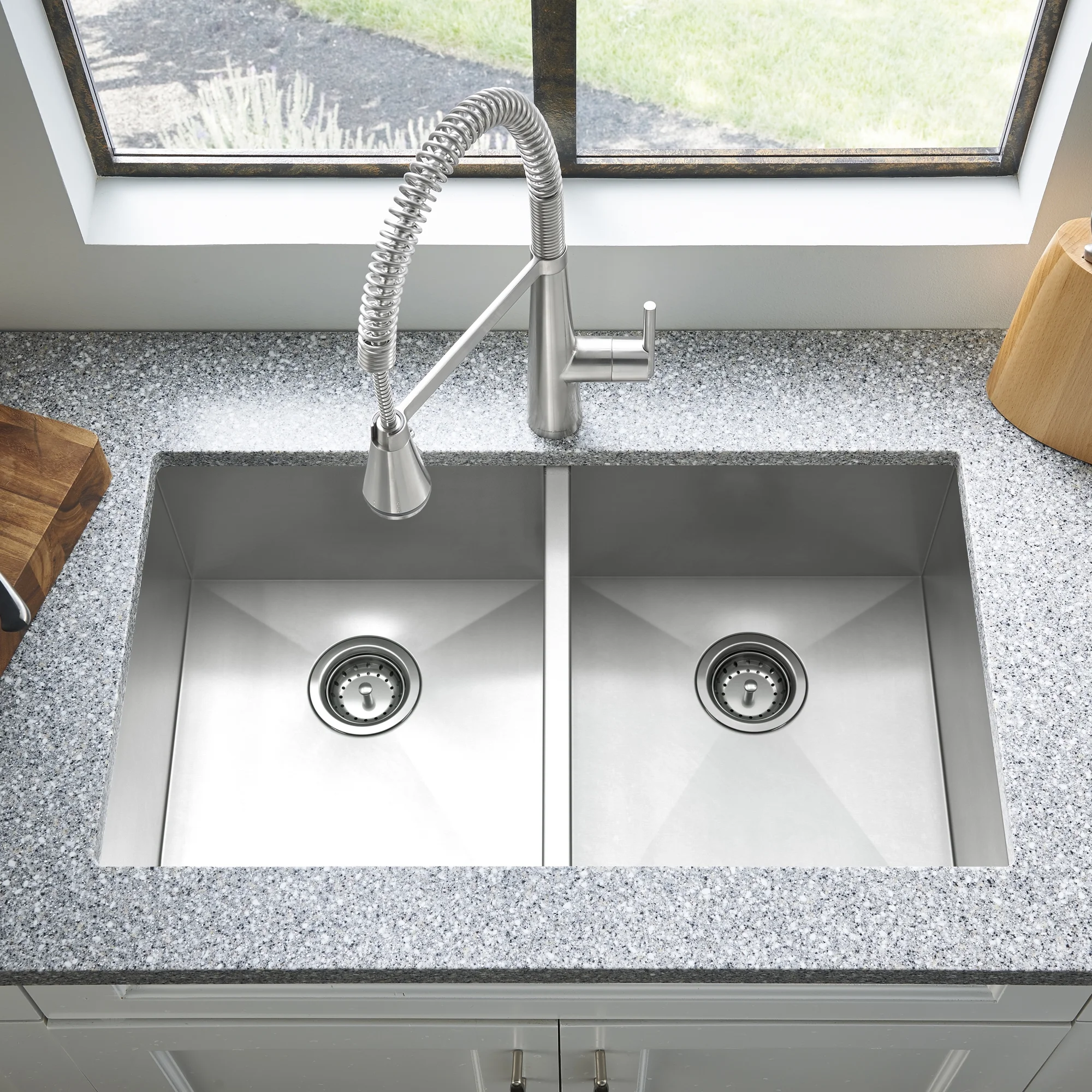 American Standard Edgewater 33-in x 22-in ADA Double Bowl Kitchen Sink in Stainless Steel