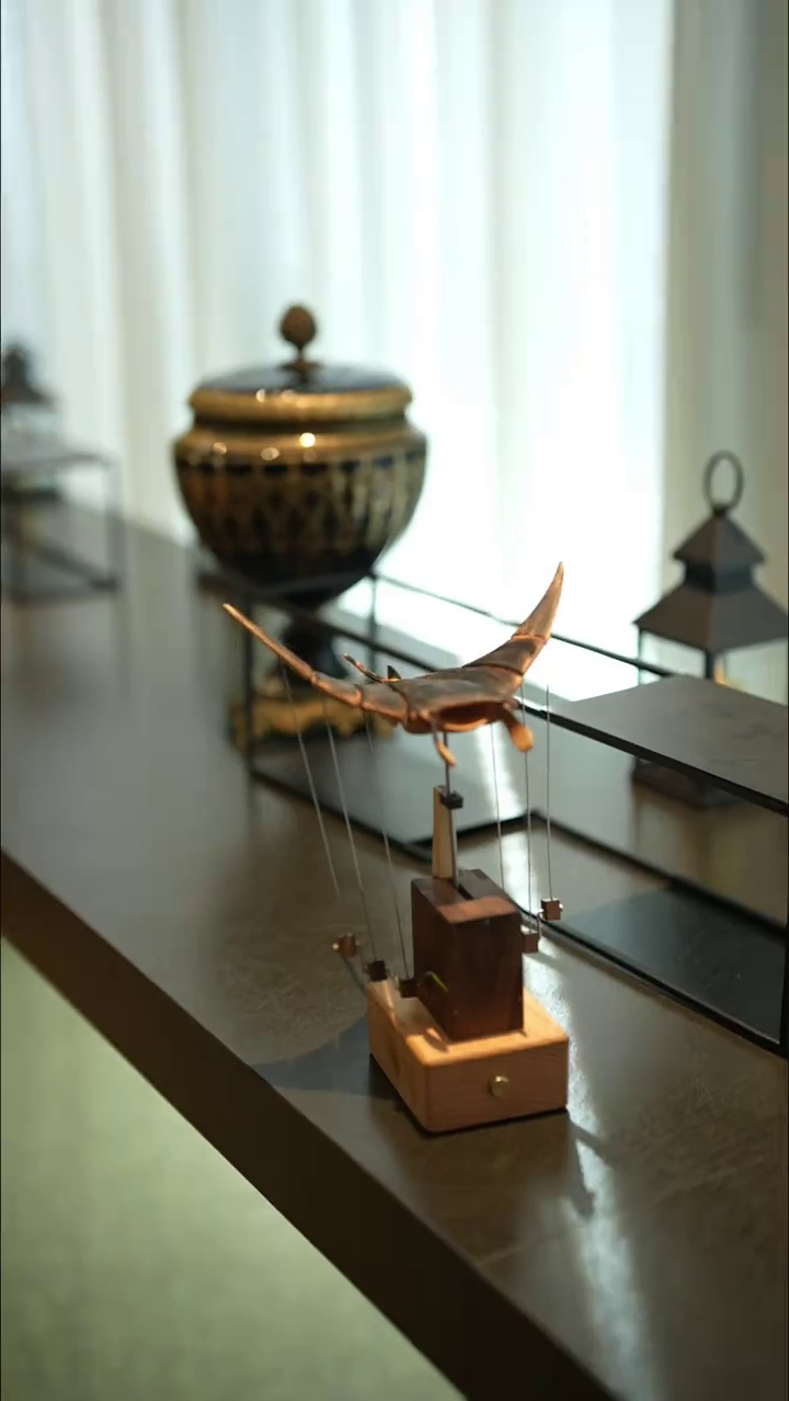 Zhu Yuanzhang Handmade Wooden Manta Ray Automaton