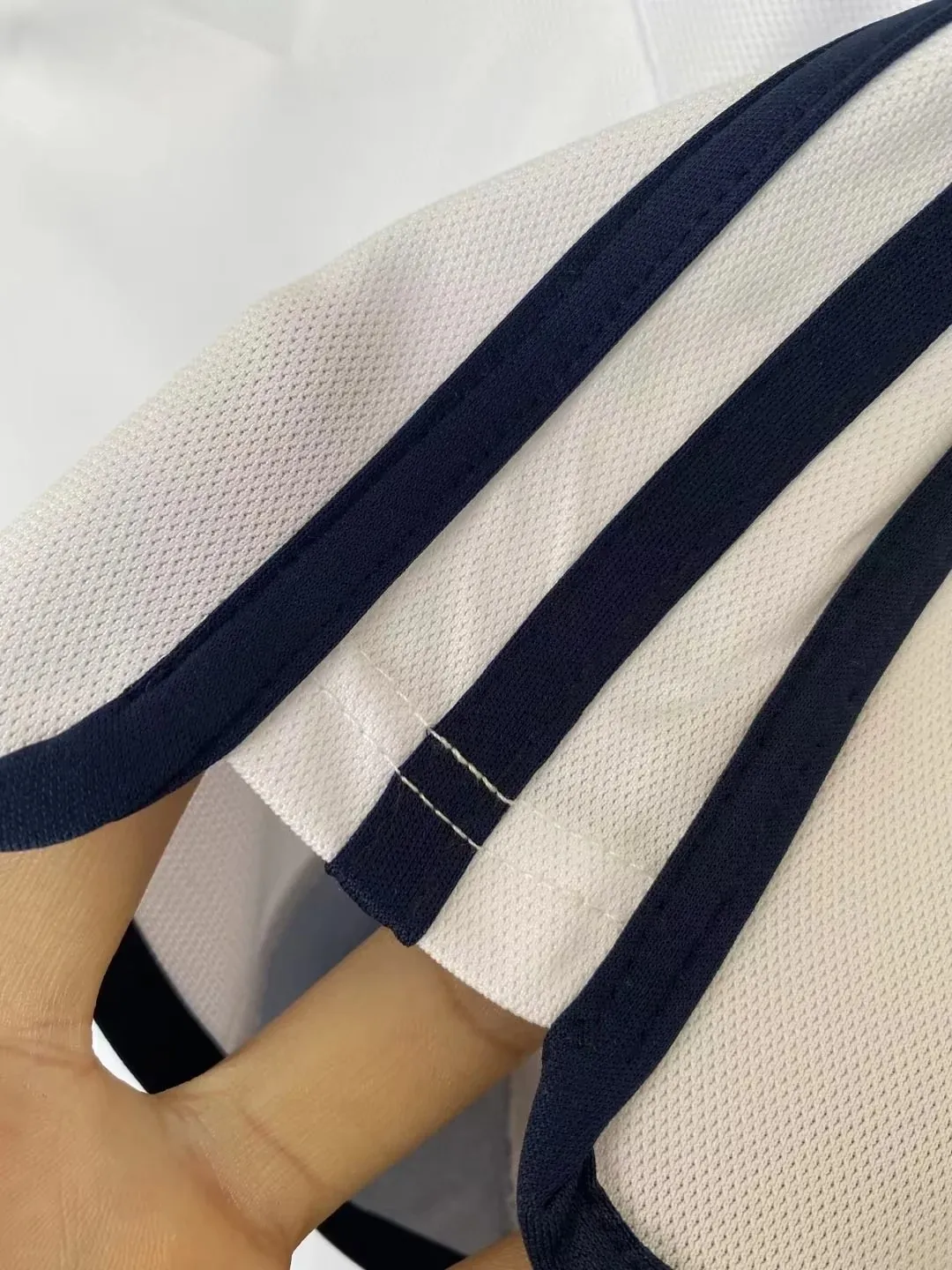 2000/01 Real Madrid home retro jersey