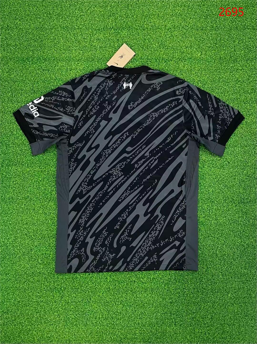 2024/25 LiverpoolGoalkeeper black jersey - fans edition