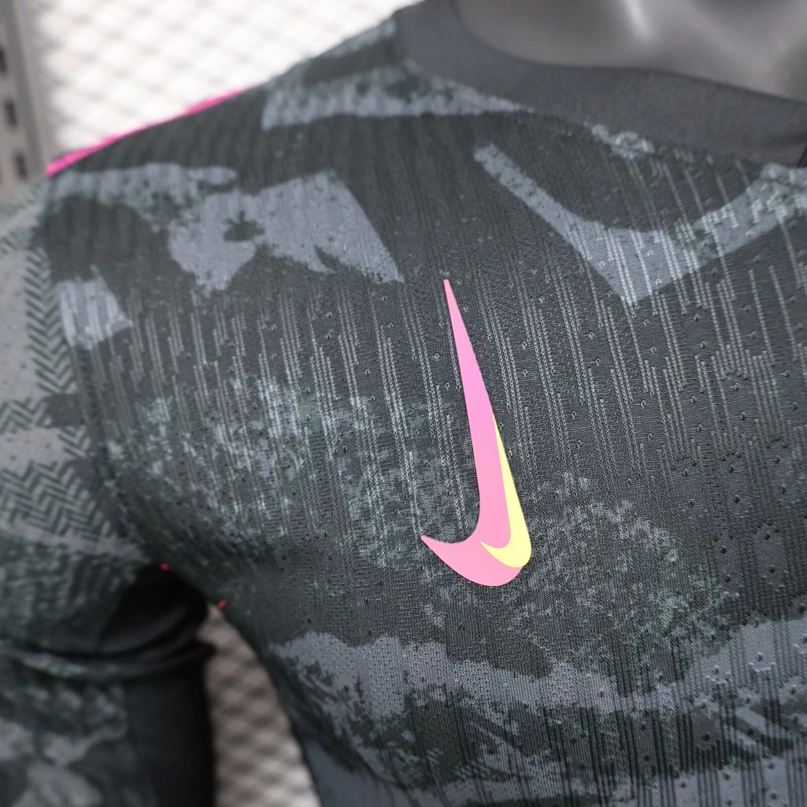 Chelsea away long-sleeved jersey 2025-26 - player version