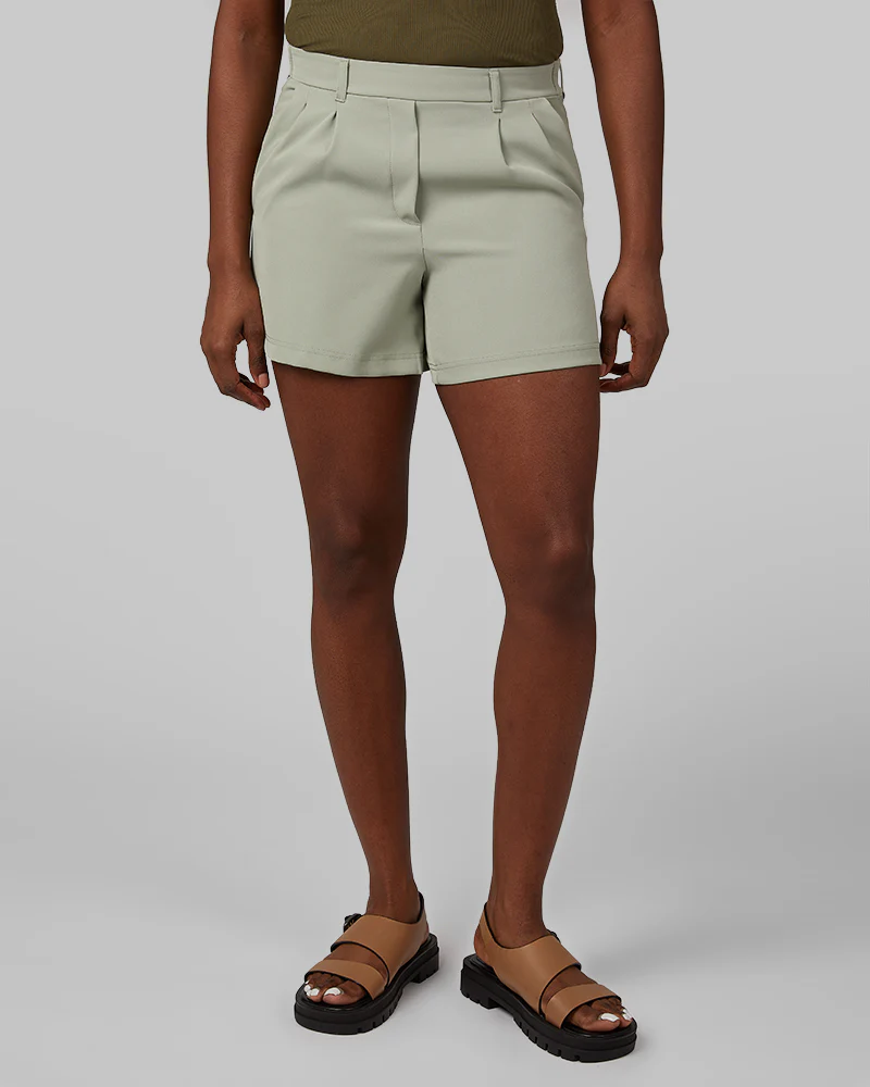 WOMEN'S FEATHERWEIGHT WOVEN PULL-ON SHORT