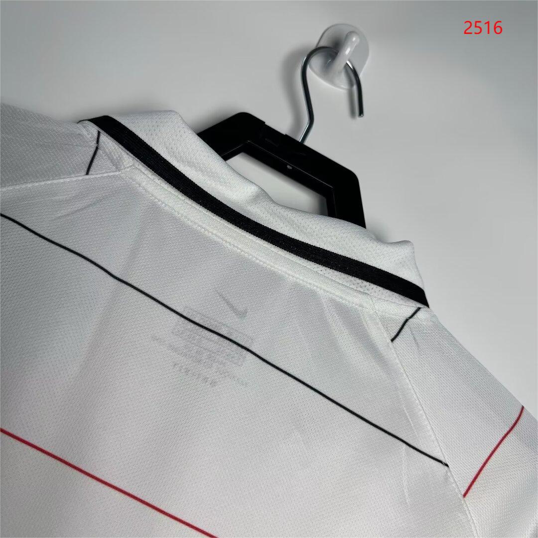 2003/04 Manchester United Away Retro Jersey 1:1 Thai Quality - Fans Edition