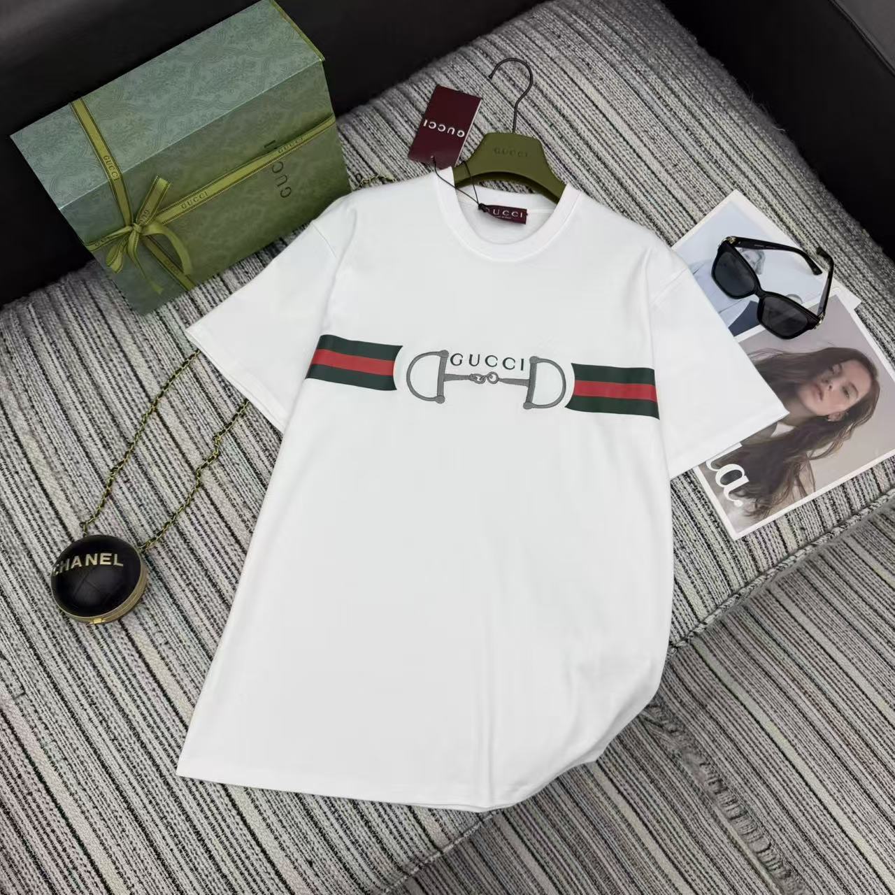 New embroidered letter crew neck short-sleeved T-shirt
