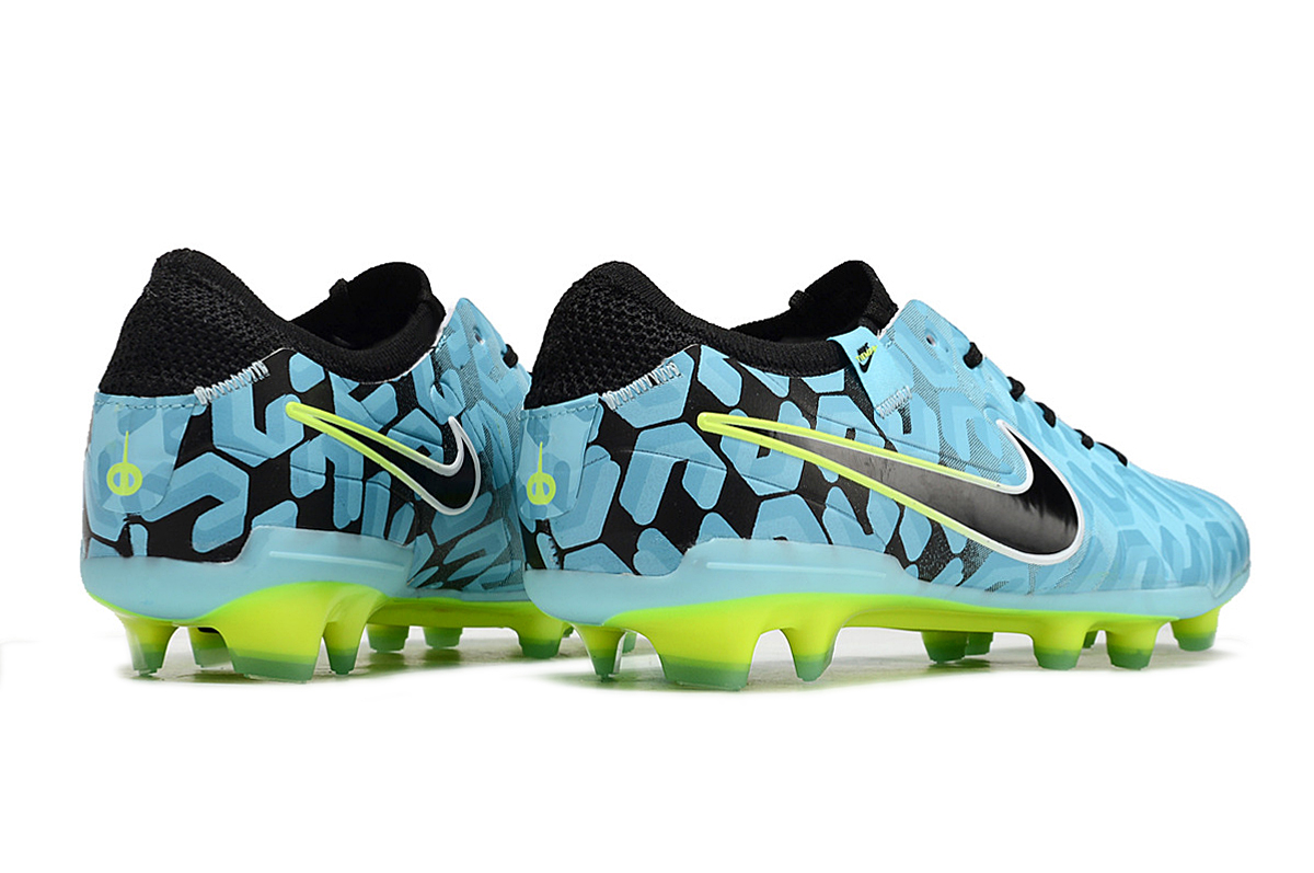Tiempo Legend 10 Elite FG Football Shoes