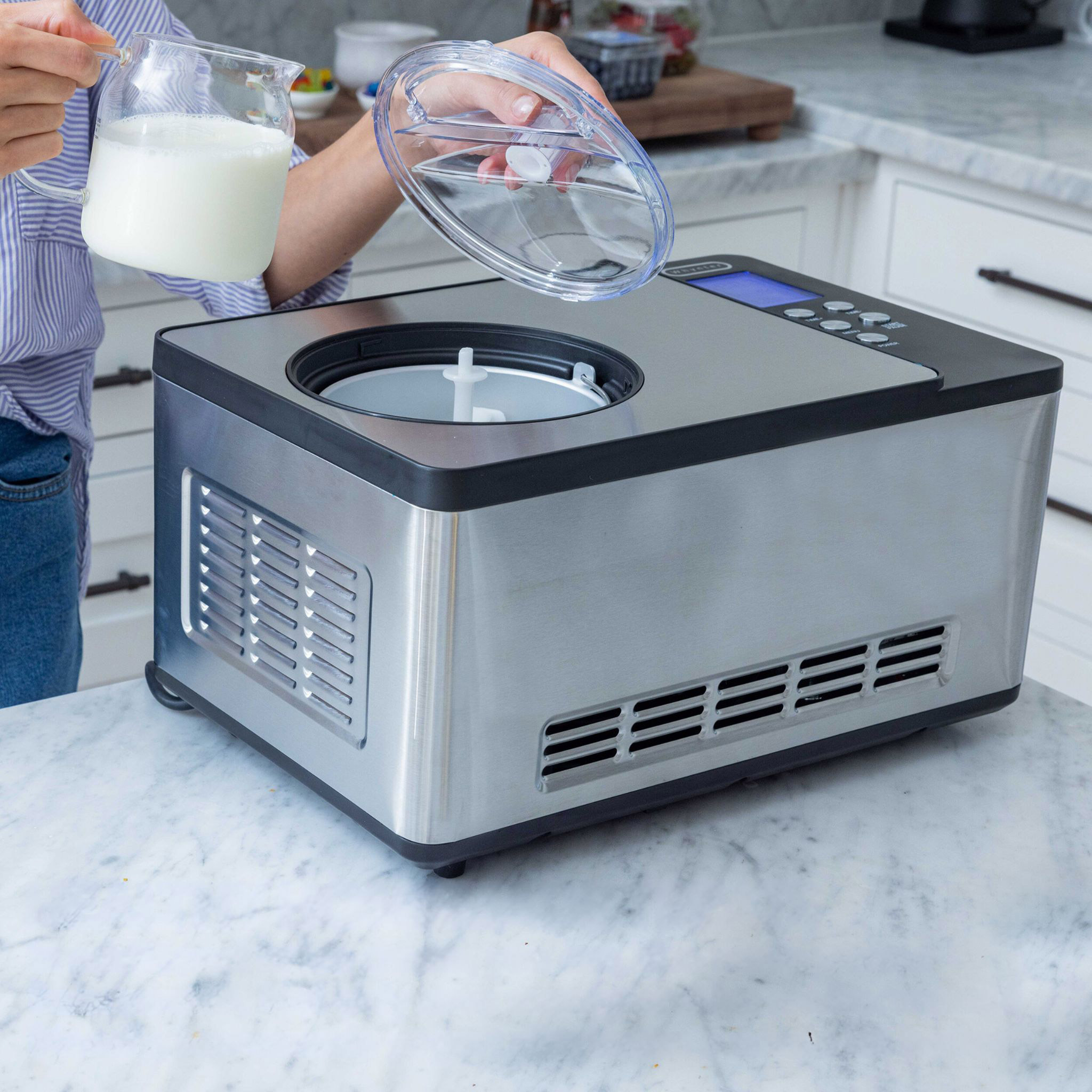 Whynter 2 Quart Capacity Compressor Ice Cream Maker & Yogurt Incubator with Stainless Steel Bowl
