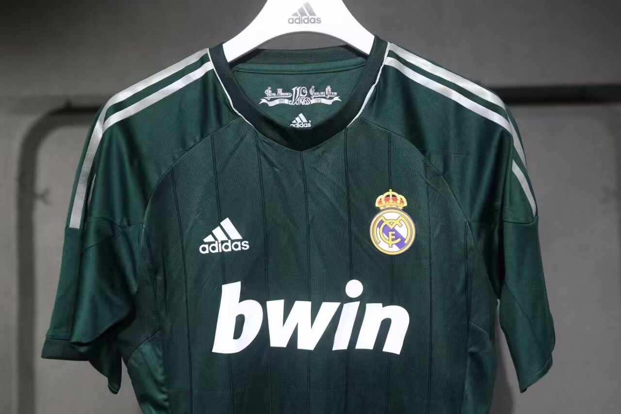 2012/13 Real Madrid Second Away Kit - Player Version