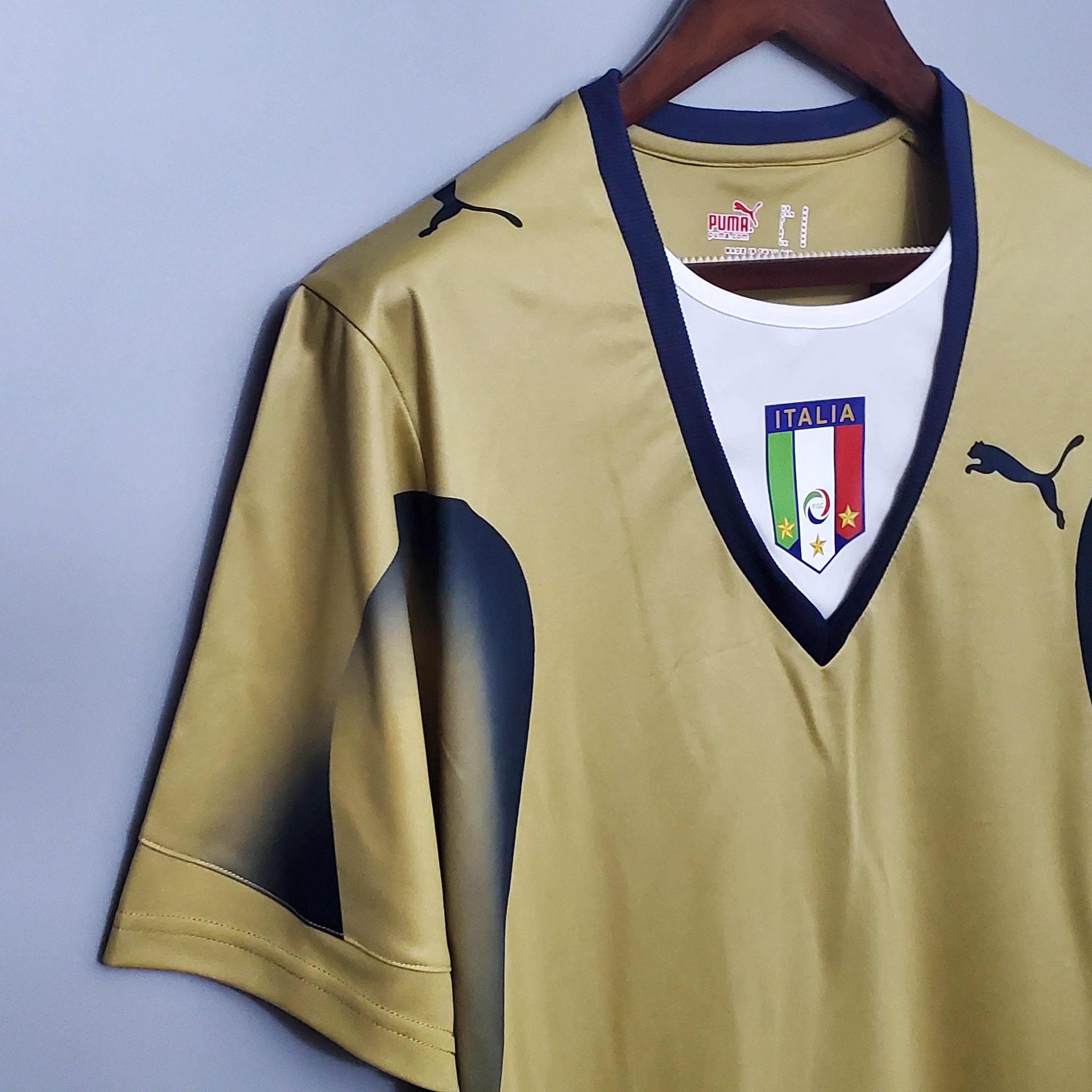 2006 Retro Italy Goalkeeper Gold Soccer Shirt - Fans Edition