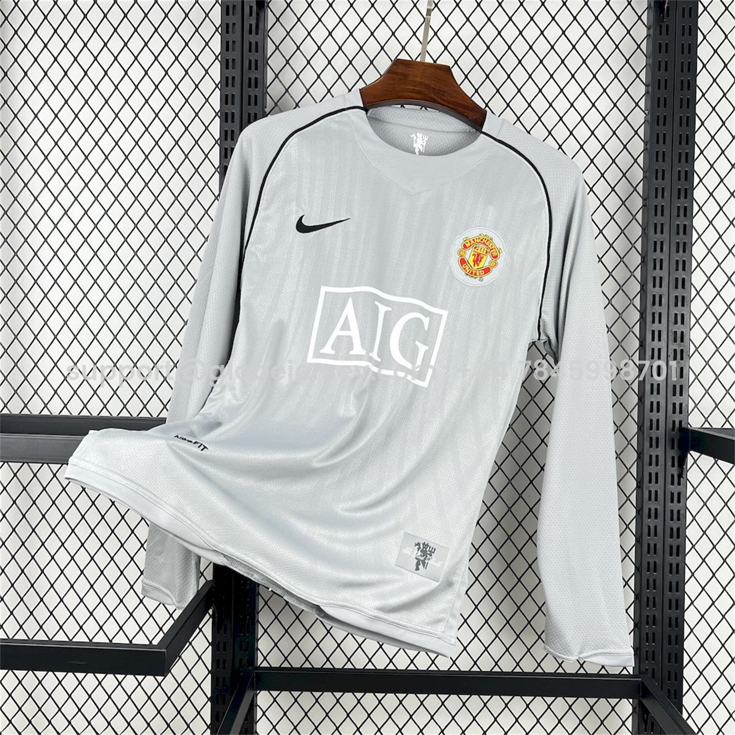 Retro Manchester United 2007-08 Grey Goalkeeper Long Sleeves Jersey