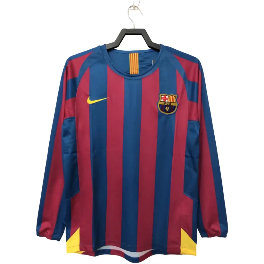 2005/2006 Barcelona home long sleeved jersey - fans edition