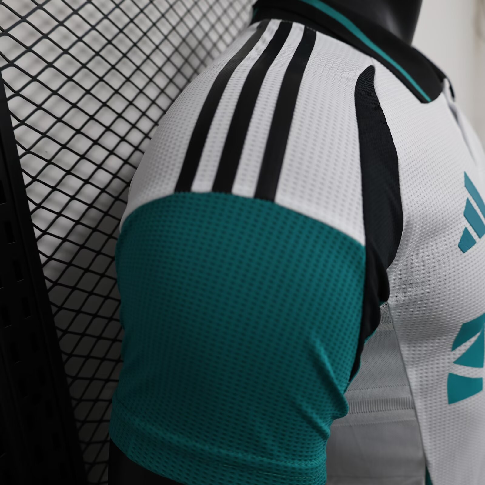2024/25 Newcastle United Second Away Shirt - Player Edition