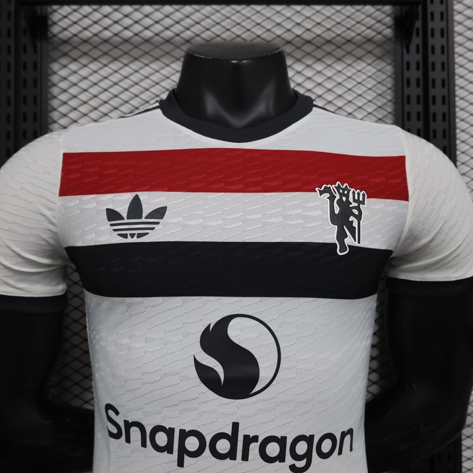 2024/25 Manchester United Second Away Shirt - Player Edition