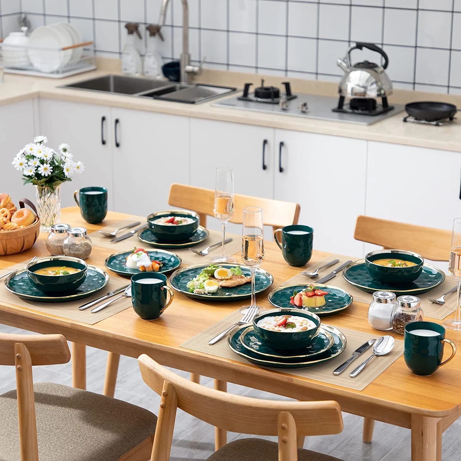 LOVECASA Dinnerware Sets, Stoneware Dinner Set for 8, 32-Piece Round Dark Green and Gold, Series Sweet