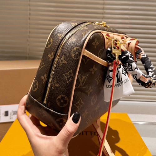 Louis Vuitton Deauville BB Monogram Brown 11 Inches