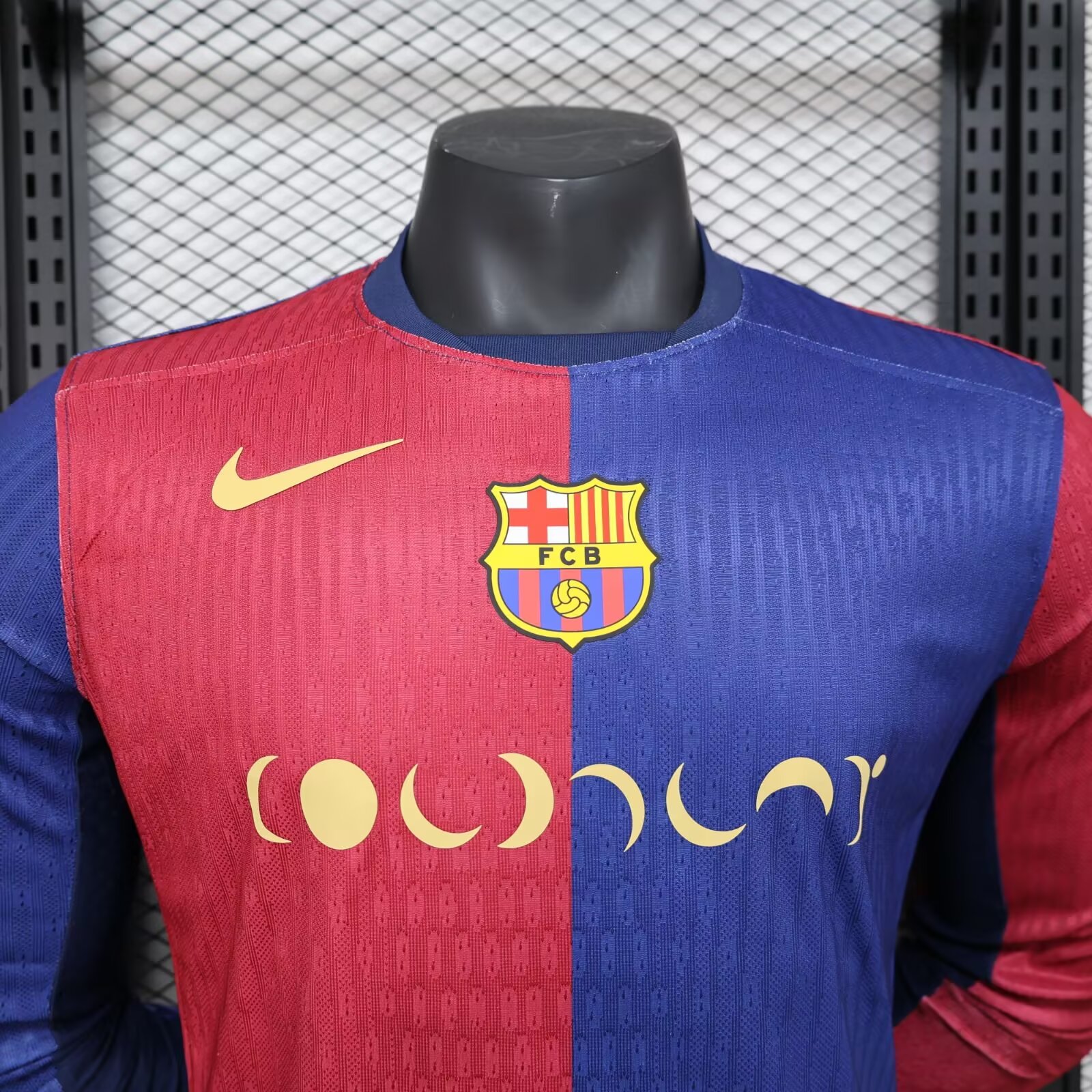2024/2025 Long Sleeve Player Version Barcelona Cool Play Football Shirt 1:1 Thai Quality