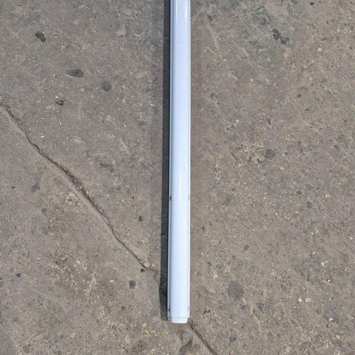 Used Dometic Awning Arm, Idler (Rear), White, Standard, 66 - 3312487.022B