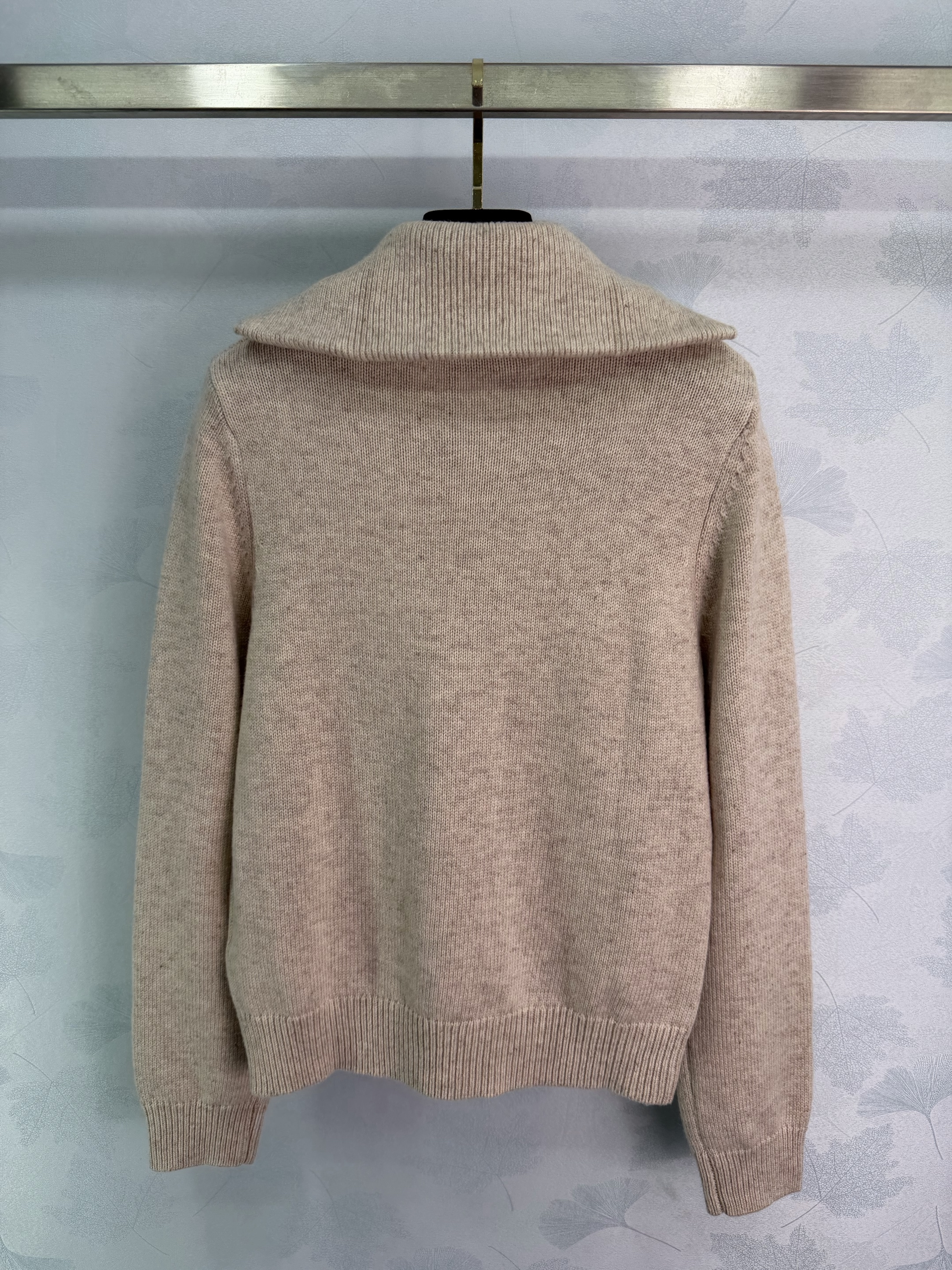 New early spring knitted cardigans