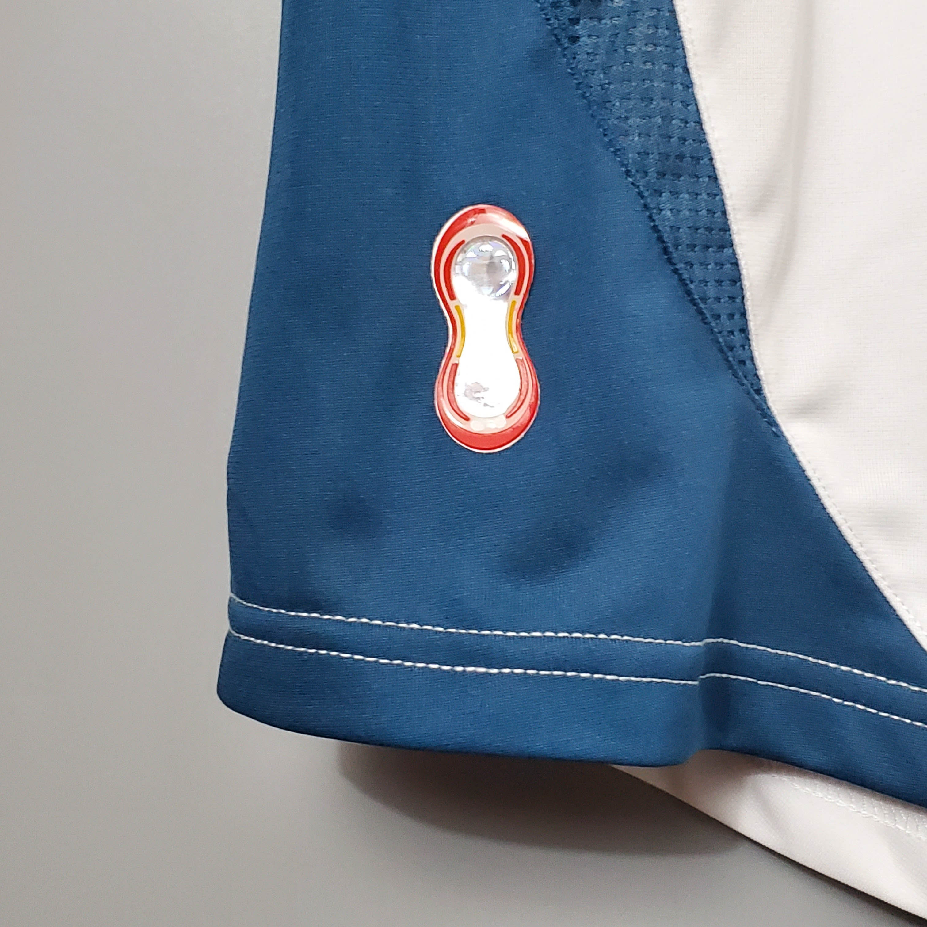 2006/07 Retro Liverpool Third Away Football Shirt 1:1 Thai Quality