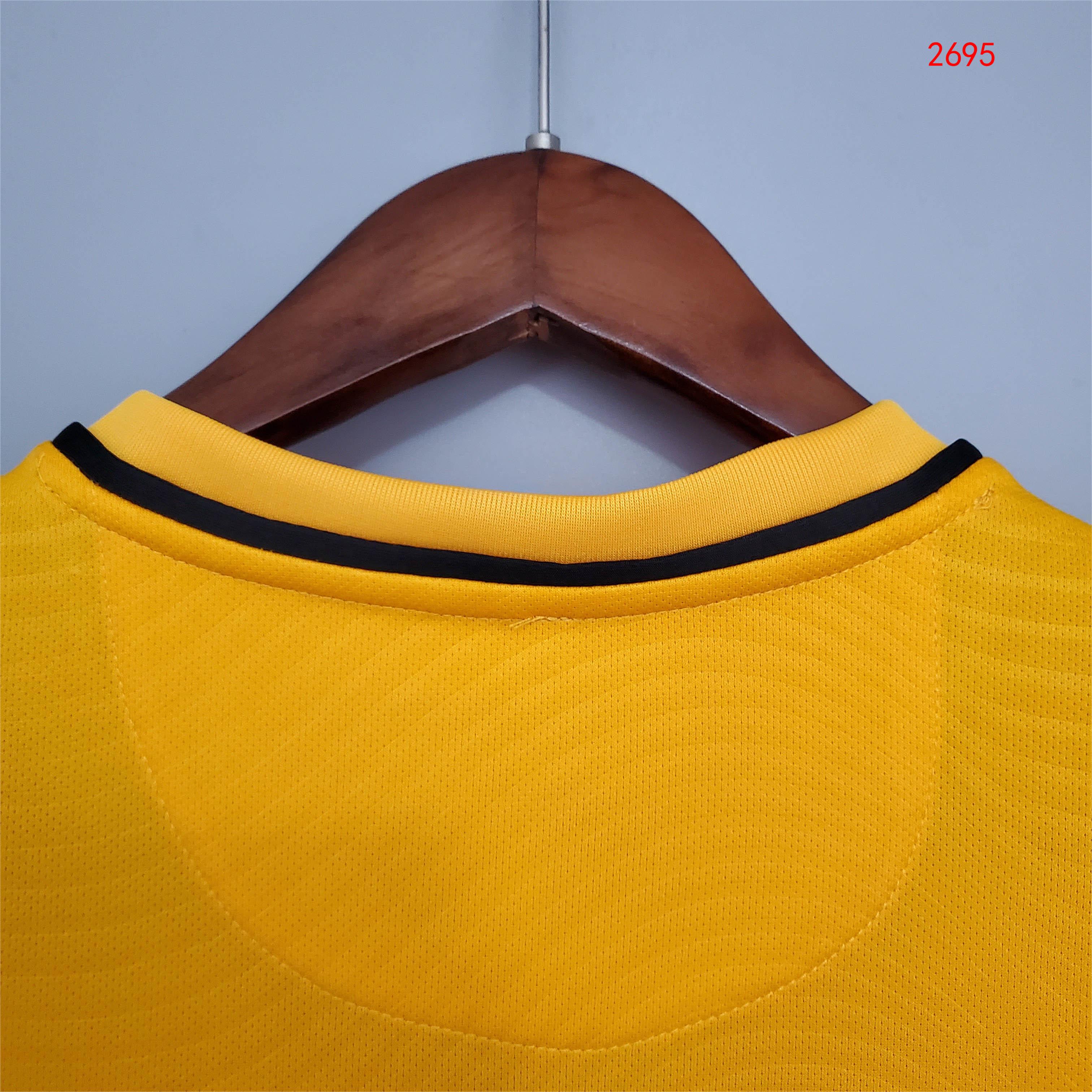 2021/22 Wolves home jersey 1:1 Thai quality - Fans Edition