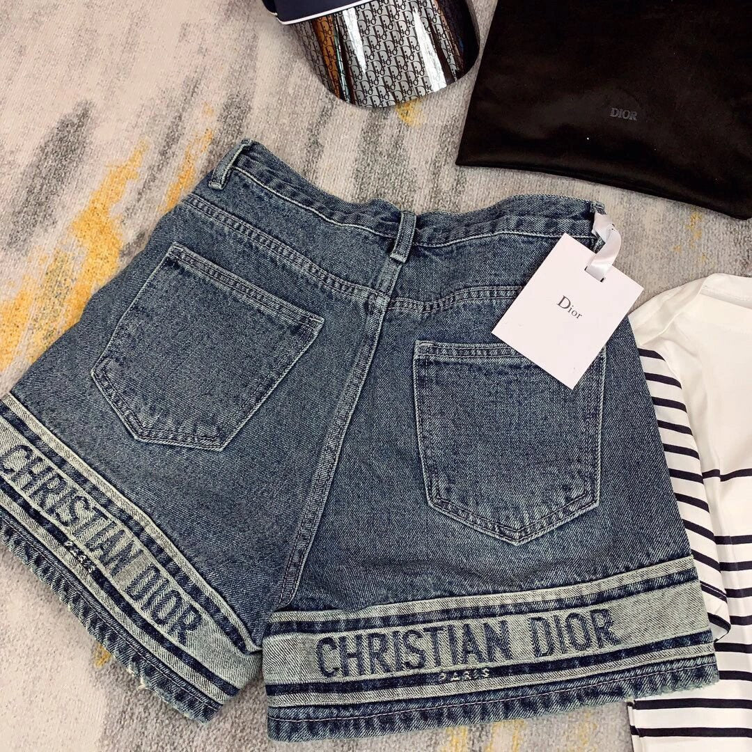Retro distressed denim shorts