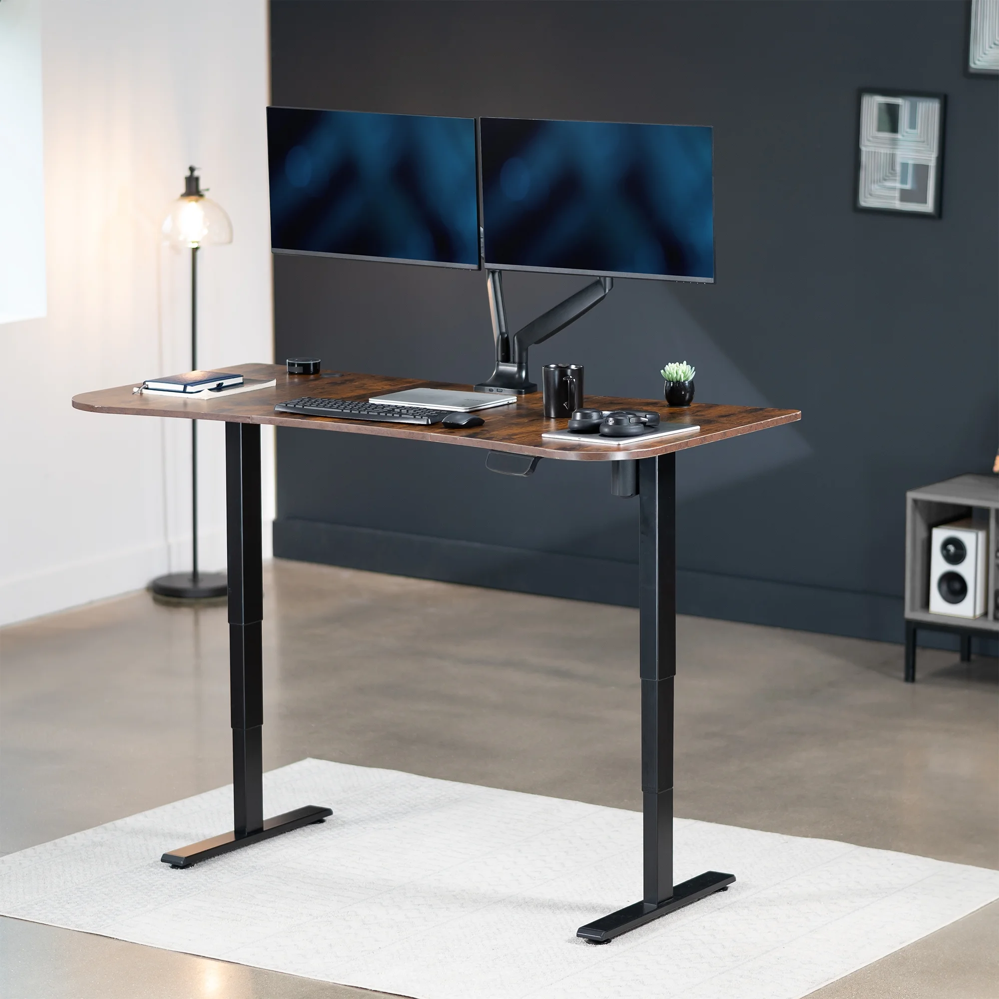 VIVO Reclaimed Wood / Black 63�?x 32�?Electric Height Adjustable Stand Up Desk