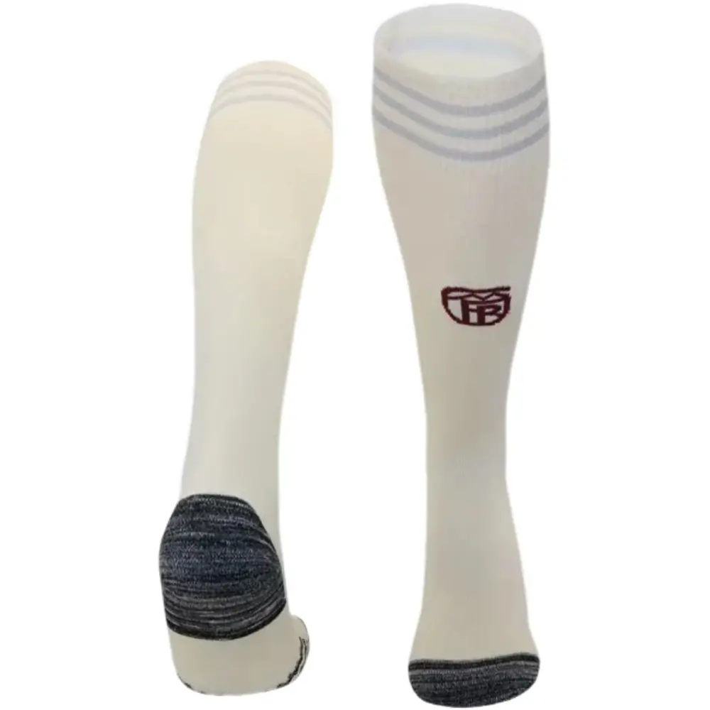 24th season Bayern second away football socks