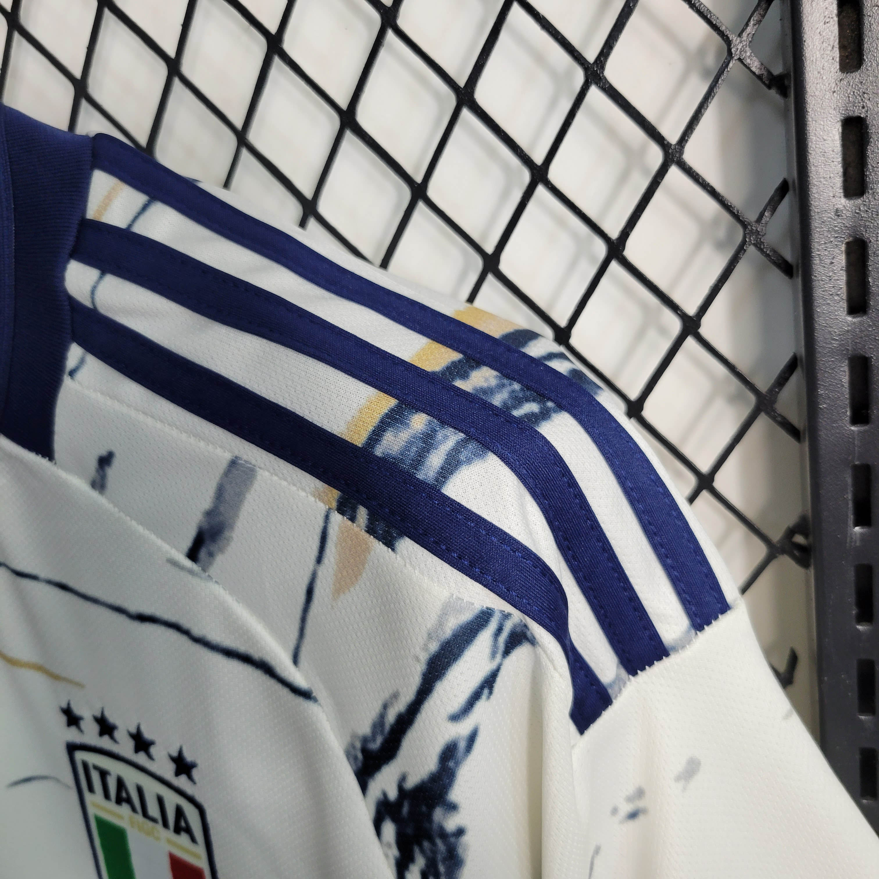 2023/24 Italy Away Jersey 1:1 Thailand Quality - Fans Edition