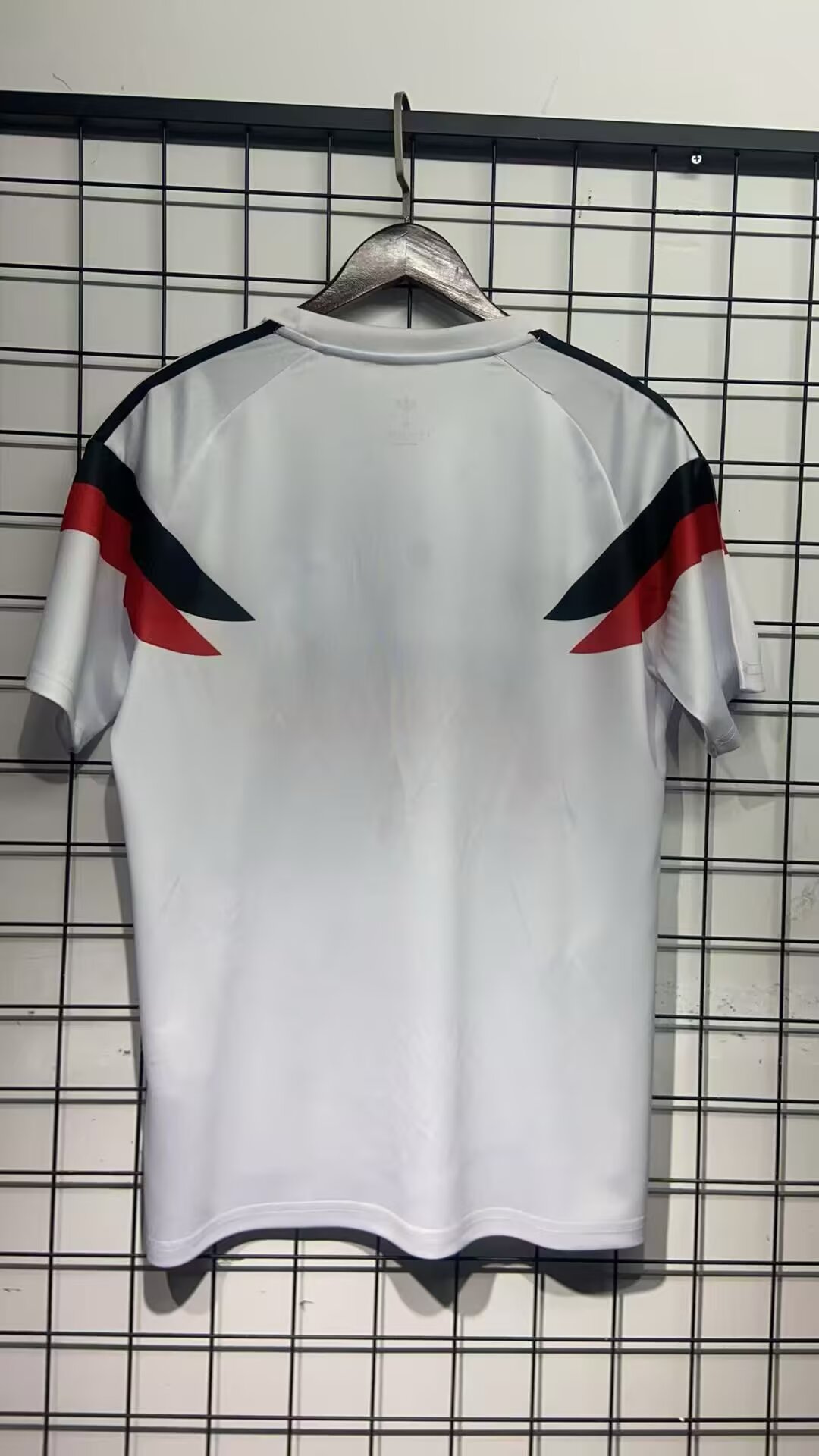 2025-26 Colo Retro White Jersey - Fan Edition